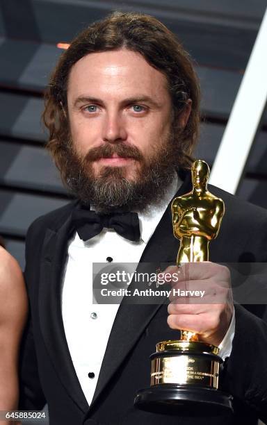 Casey Affleck attends the 2017 Vanity Fair Oscar Party hosted by Graydon Carter at Wallis Annenberg Center for the Performing Arts on February 26,...