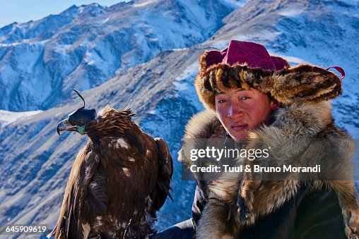 Mongolia, Bayan-Olgii, eagle hunter Mongolia, Bayan-Olgii, eagle hunter