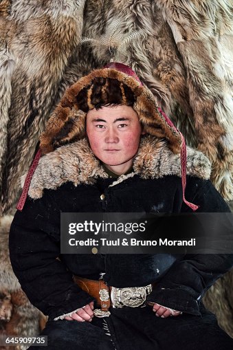 Mongolia, Bayan-Olgii, eagle hunter Mongolia, Bayan-Olgii, eagle hunter