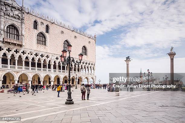 the doges palace in venice, italy. - doge's palace venice stock pictures, royalty-free photos & images