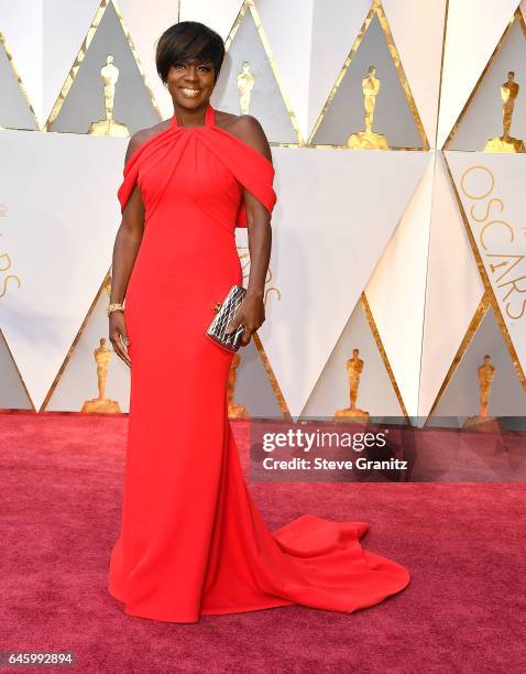 Viola Davis arrives at the 89th Annual Academy Awards at Hollywood & Highland Center on February 26, 2017 in Hollywood, California.