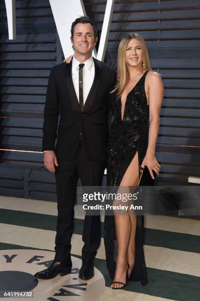 Justin Theroux and Jennifer Aniston attend the 2017 Vanity Fair Oscar Party hosted by Graydon Carter at Wallis Annenberg Center for the Performing...