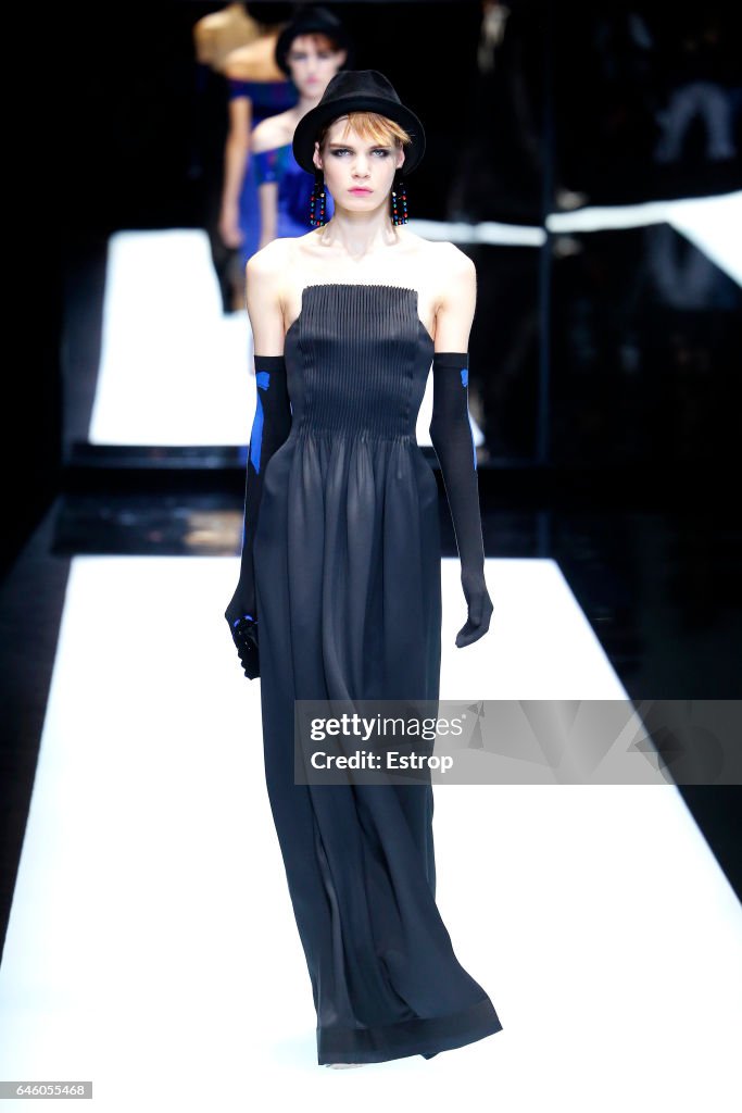 Giorgio Armani - Runway - Milan Fashion Week Fall/Winter 2017/18
