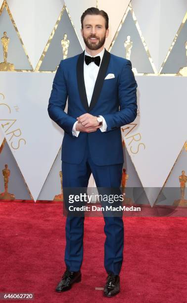 Actor Chris Evans arrives at the 89th Annual Academy Awards at Hollywood & Highland Center on February 26, 2017 in Hollywood, California.