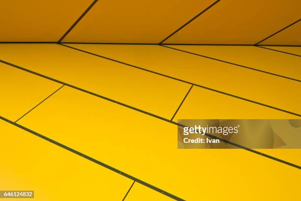 abstract horizontal line with yellow background - london private preview of the 2011 pavilion of art design stockfoto's en -beelden