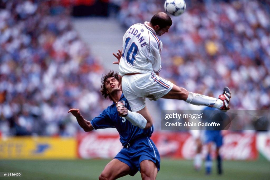 Zinédine Zidane takes charge of France at Stade de France Zinédine Zidane takes charge of France at Stade de France