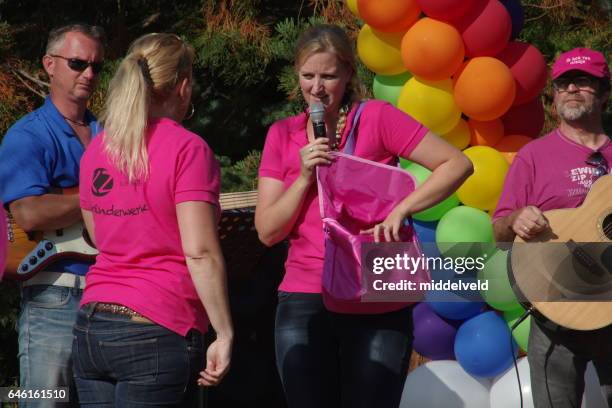 celebration event for the children - kustlijn stock pictures, royalty-free photos & images