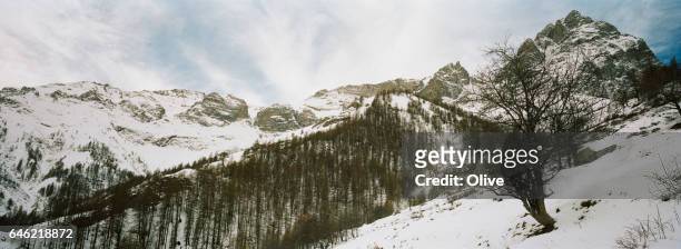 italian alps mountains in winter - fleuve et rivière stock pictures, royalty-free photos & images