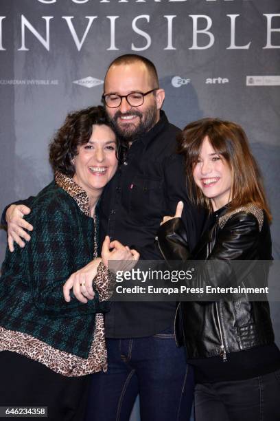 Elvira Minguez, Fernando Gonzalez Molina and Marta Etura attend 'El Guardian Invisible' photocall at Urso Hotel on February 28, 2017 in Madrid, Spain.