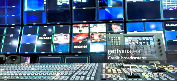video mixer switcher - television studio stock pictures, royalty-free photos & images