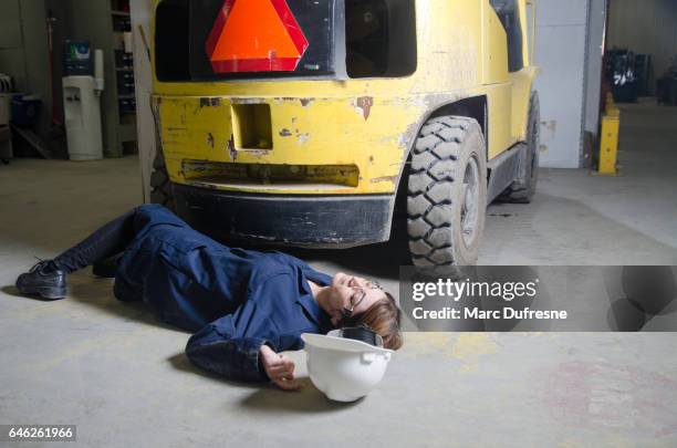 Shop Injuries 253 Factory Worker Injured Stock Photos, High-Res Pictures, and Images ...