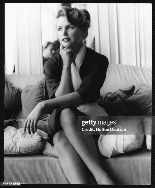 Film and television actress Lee Remick visiting London on her way to the Venice Film Festival, London, 1959.