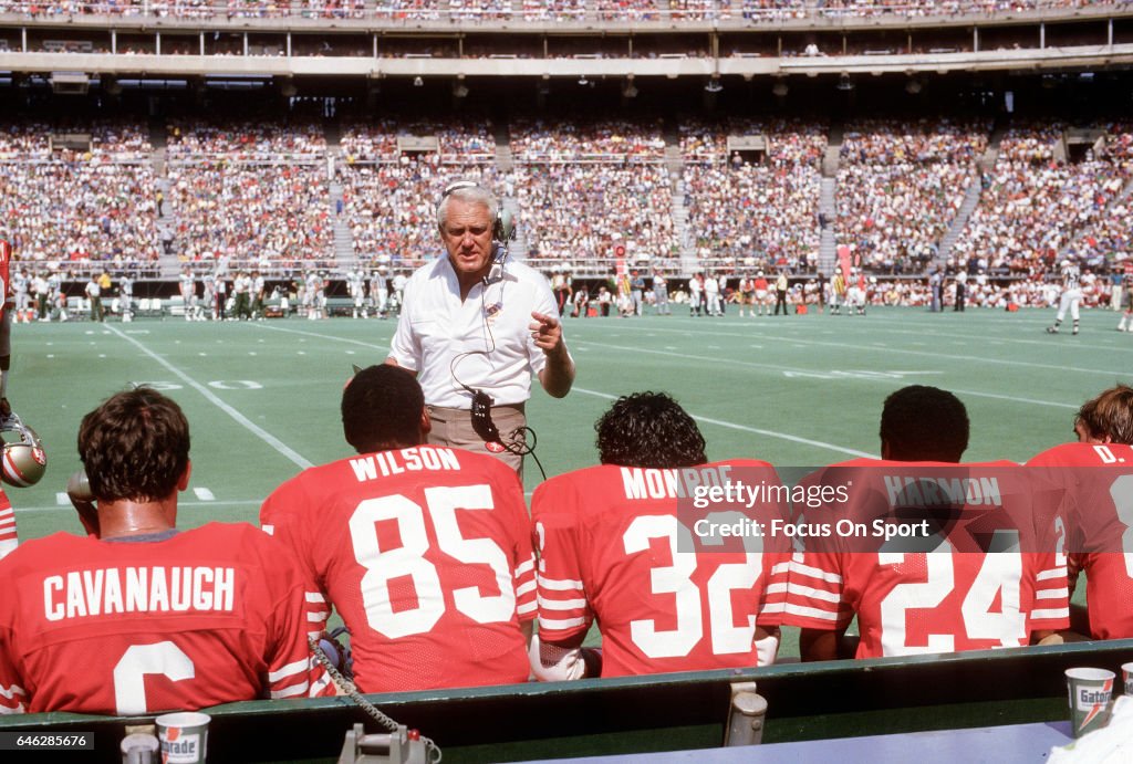 San Francisco 49ers v Philadelphia Eagles