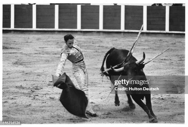 The English bullfighter Henry Higgins in the ring in Guadalajara, Mexico. When fighting he takes the name Enrique Canadas. | Location: Guadalajara,...