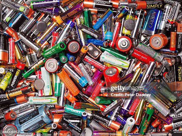 battery recycling - pilha imagens e fotografias de stock