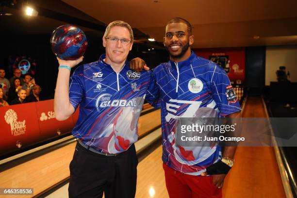 Bowler, Chris Barnes and Chris Paul of the LA Clippers pose for a photo at the State Farm CP3 PBA Celebrity Invitational hosted by Los Angeles...