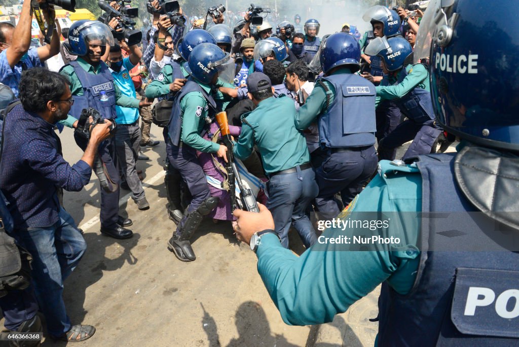 Strike to protest against gas price hike in Dhaka