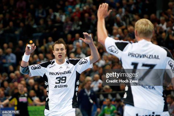 Kiel, 26. Dezember 2013 Bundesliga 2013/14, THW Kiel - HSV Handball: Filip Jicha , Patrick Wiencek // © xim.gs, www.xim.gs, picturedesk@xim.gs //...