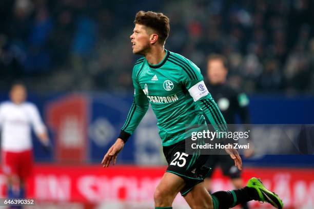 Hamburg, 26. Januar 2014 - Fußball, 1. Bundesliga 2013/14, Hamburger SV - FC Schalke 04: Klaas Jan Huntelaar bejubelt sein Tor zum 0:1 // © xim.gs,...