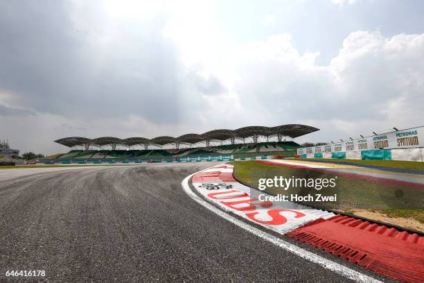 Formula One World Championship 2014, Grand Prix of Malaysia, Sepang International Circuit, track, Rennstrecke, tyres marks, skidmarks, Fahrbahn,...