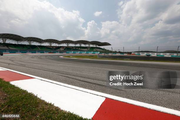 Formula One World Championship 2014, Grand Prix of Malaysia, Sepang International Circuit, track, Rennstrecke, tyres marks, skidmarks, Fahrbahn,...