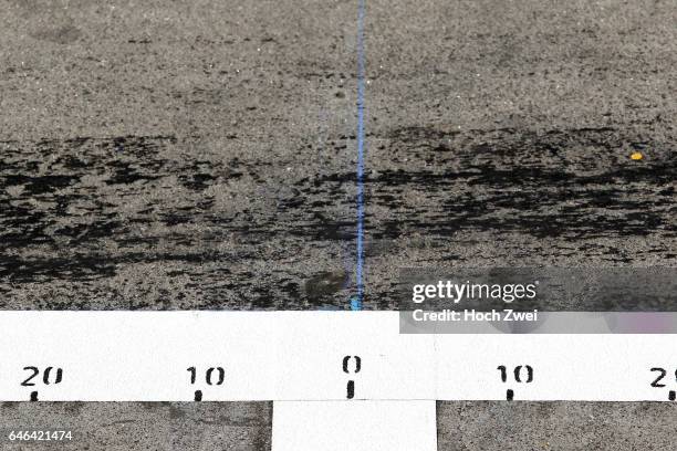 Formula One World Championship 2014, Grand Prix of Australia, tyres marks, skidmarks, Fahrbahn, Bremsspur, Bremsspuren, Strecke, Gummi, Spur,...