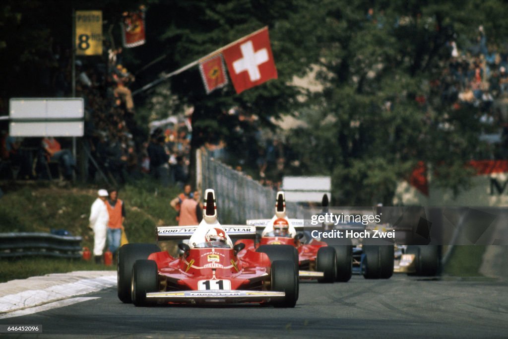 Formel 1, Grand Prix Italien 1975, Monza, 07.09.1975 Clay Regazzoni, Ferrari 312T Niki Lauda, Ferrari 312T Jody Scheckte