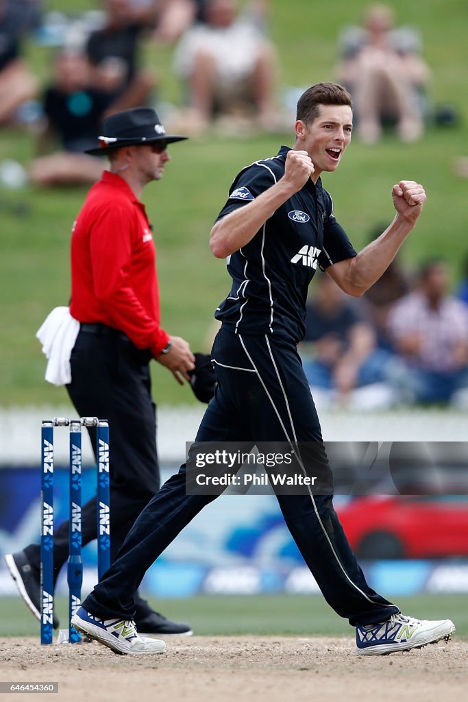 New Zealand v South Africa - 4th ODI