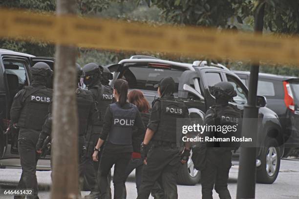 Doan Thi Huong, one of the suspect leaves under heavy security presence at Sepang Magistrate Court on March 1st 2017 in Sepang, Selangor. Kim...