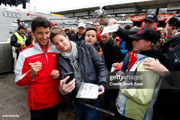 Motorsports / DTM 1. Race Hockenheim Mike Rockenfeller , Autogrammstunde, autograph session