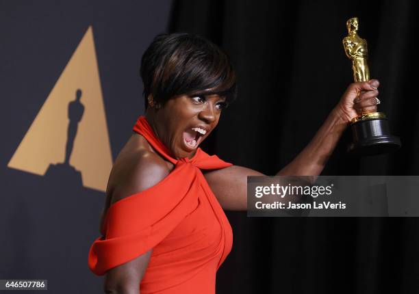 Actress Viola Davis poses in the press room at the 89th annual Academy Awards at Hollywood & Highland Center on February 26, 2017 in Hollywood,...