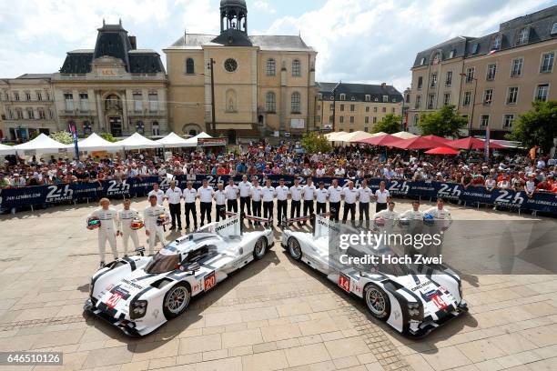 Motorsports / 24h Le Mans 2014 Porsche 919 Hybrid, Porsche Team: Brendon Hartley, Timo Bernhard, Mark Webber, Porsche Team: Neel Jani, Romain Dumas,...