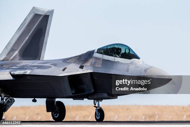Usaf Lockheed Martin F 22 Raptor Photos and Premium High Res Pictures ...