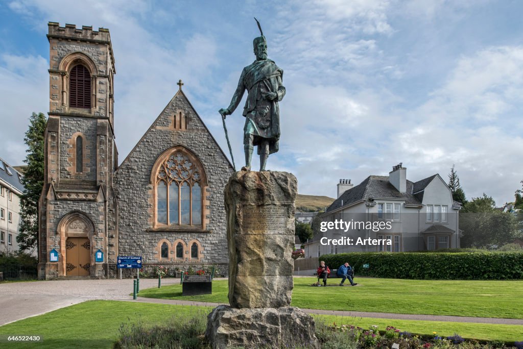 Donald Cameron of Lochiel statue in front of the Church of Scotland.