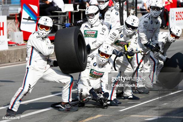 Motorsports / DTM 4. Race Nuernberg, Norisring, BMW Mechaniker, Boxenstop Mannschaft, crew, pit stop mechanic