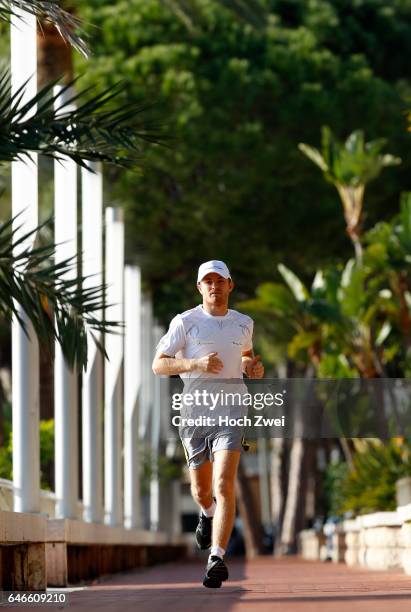 Formel 1, Fotoshooting Mercedes GP-Fahrer Nico Rosberg, Monaco, Nico Rosberg beim Triathlon-Fitnesstraining, Laufen