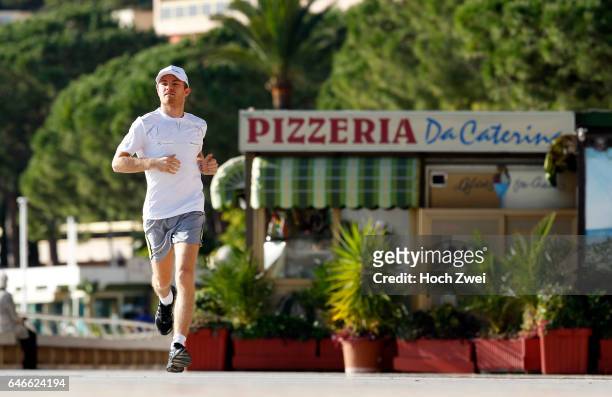 Formel 1, Fotoshooting Mercedes GP-Fahrer Nico Rosberg, Monaco, Nico Rosberg beim Triathlon-Fitnesstraining, Laufen