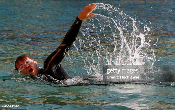 Formel 1, Fotoshooting Mercedes GP-Fahrer Nico Rosberg, Monaco, Nico Rosberg beim Triathlon-Fitnesstraining, Schwimmen