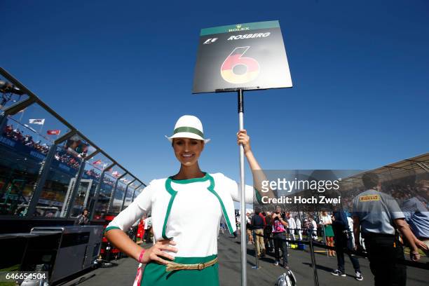 Formula One World Championship 2015, Grand Prix of Australia, grid girl