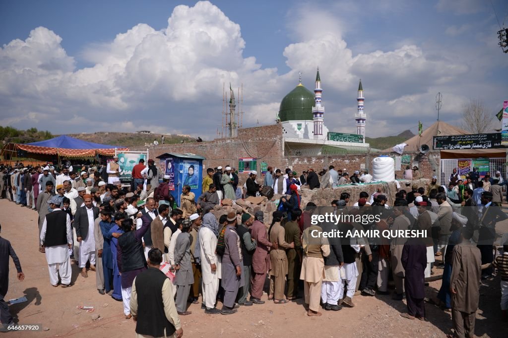 PAKISTAN-RELIGION-UNREST