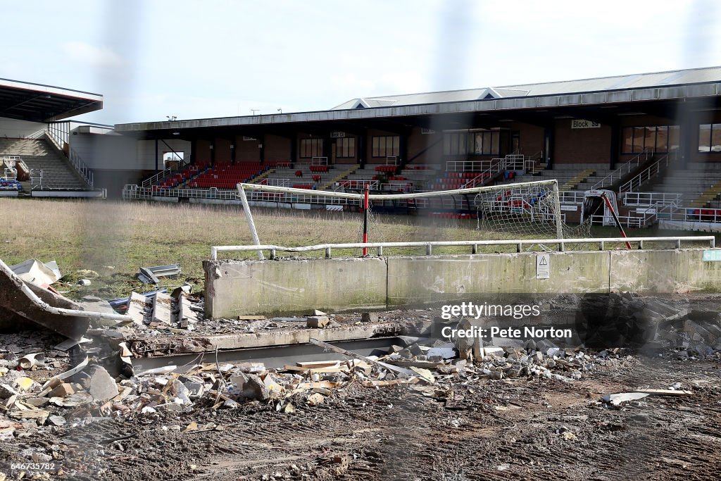 Rushden and Diamonds Former Ground Nene Park is Pulled Down
