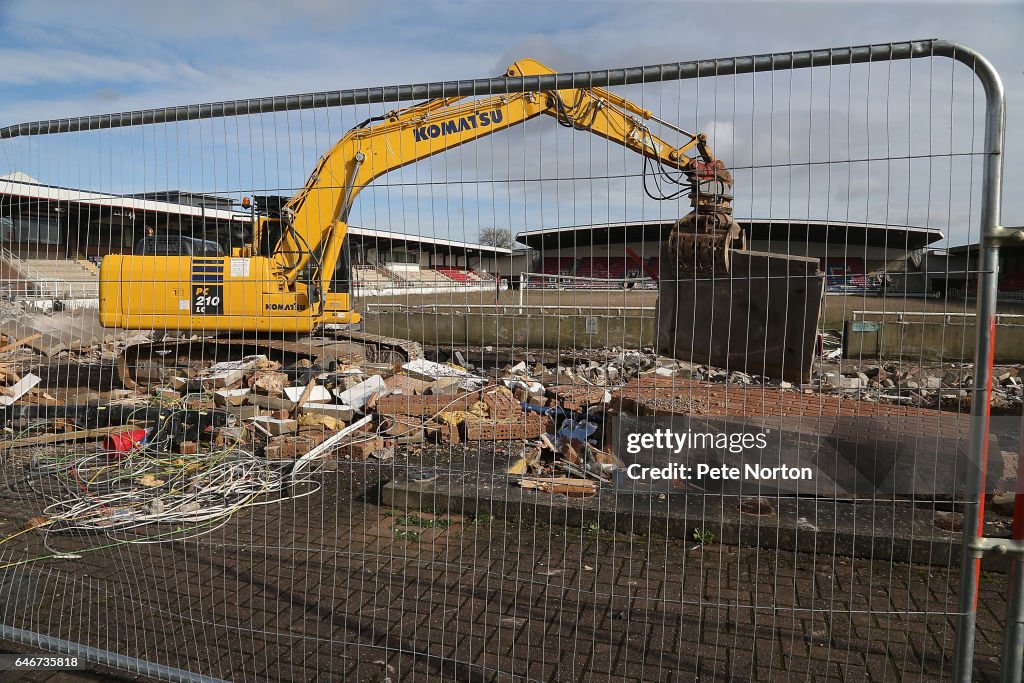 Rushden and Diamonds Former Ground Nene Park is Pulled Down