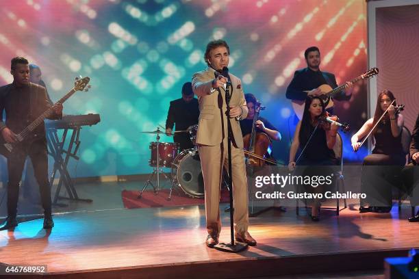 Cristian Castro is seen sings on the set of 'Despierta America' at Univision Studios on March 1, 2017 in Miami, Florida.