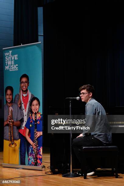 Kevin Garrett, VH1 sponsorship featured artist speaks to Kelly Miller Middle School music students about songwriting and performing on March 1, 2017...