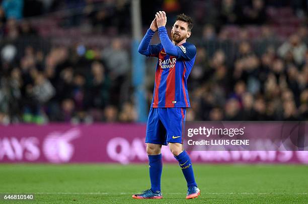 Messi Clapping 1,248 Thank You Hands Clapping Stock Photos, High-Res Pictures, and ...