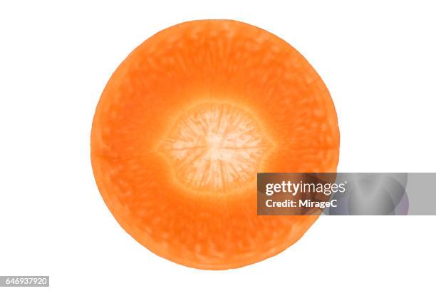 carrot slice macro shot - carotte photos et images de collection