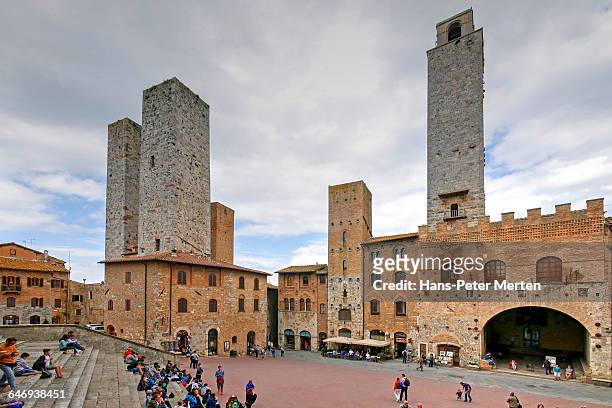 towers in san gimignano, tuscany, italy - san gimignano stock pictures, royalty-free photos & images