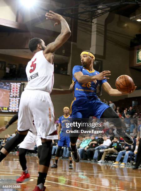 Phil Pressey from the Santa Cruz Warriors passes the ball around the defense of Keith Benson from the Sioux Falls Skyforce at the Sanford Pentagon...