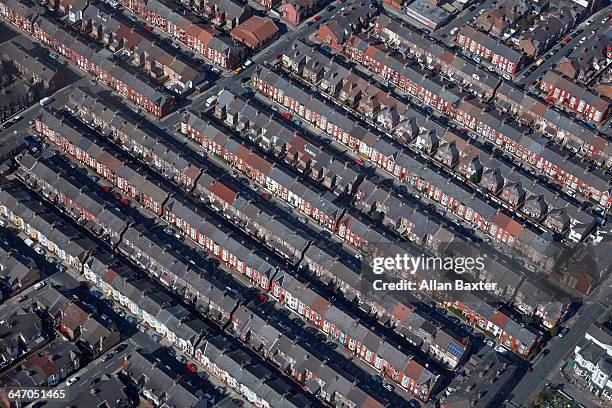 aerial view ofterraced housing in liverpool - liverpool inglaterra fotografías e imágenes de stock