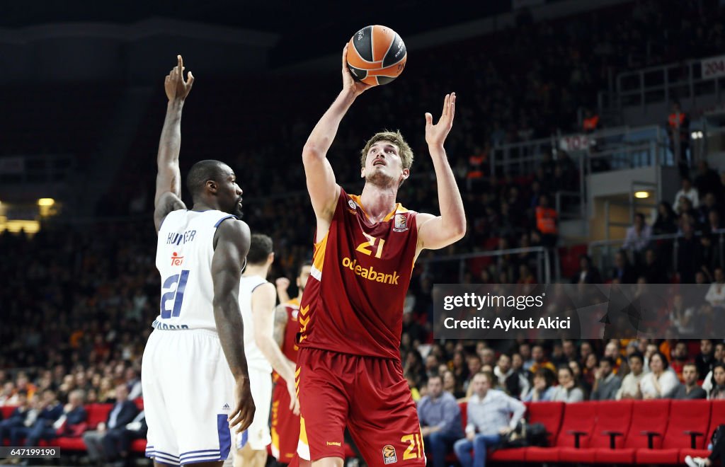 Galatasaray Odeabank Istanbul v Real Madrid 2016/2017 Turkish Airlines EuroLeague